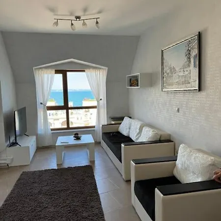 с изглед към морето в ла мер Daire *