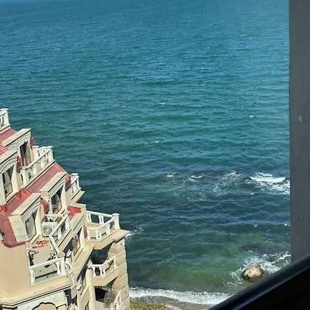 Daire с изглед към морето в ла мер